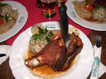 eine schne Schweinshaxe, beim Metzger ...